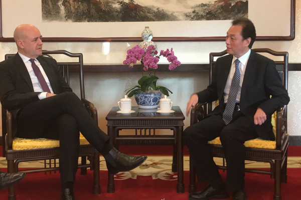 王超會長會見瑞典前首相賴因費爾特